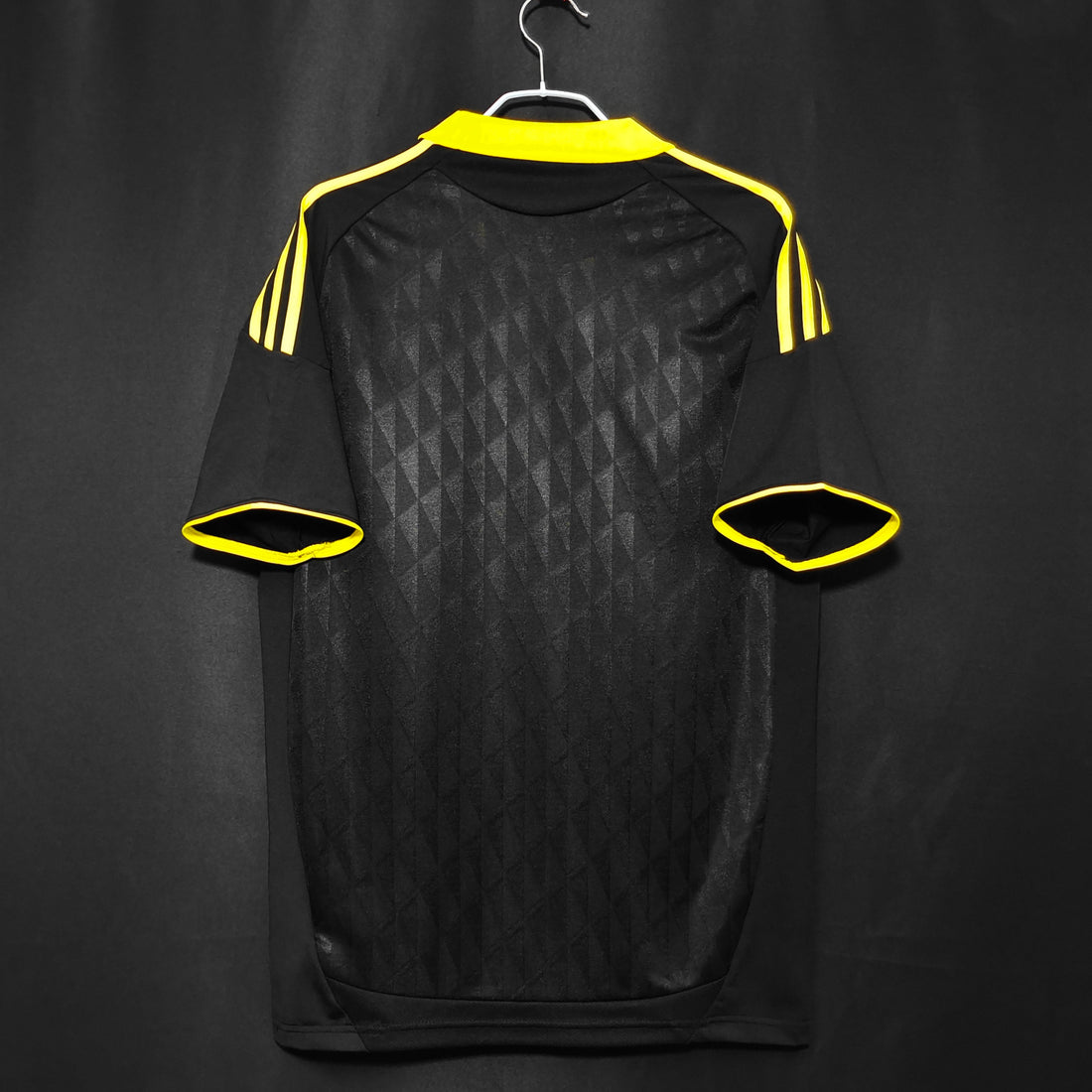 MAILLOT RETRO LIVERPOOL THIRD 2010/2011