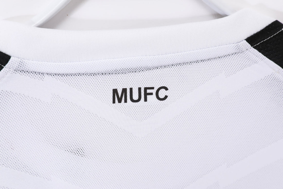 MAILLOT RETRO MANCHESTER UNITED EXTERIEUR 2010/2011