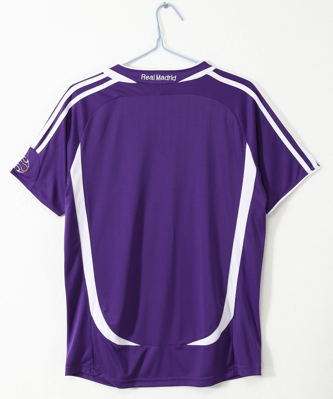 MAILLOT RETRO REAL MADRID EXTERIEUR 2006/2007