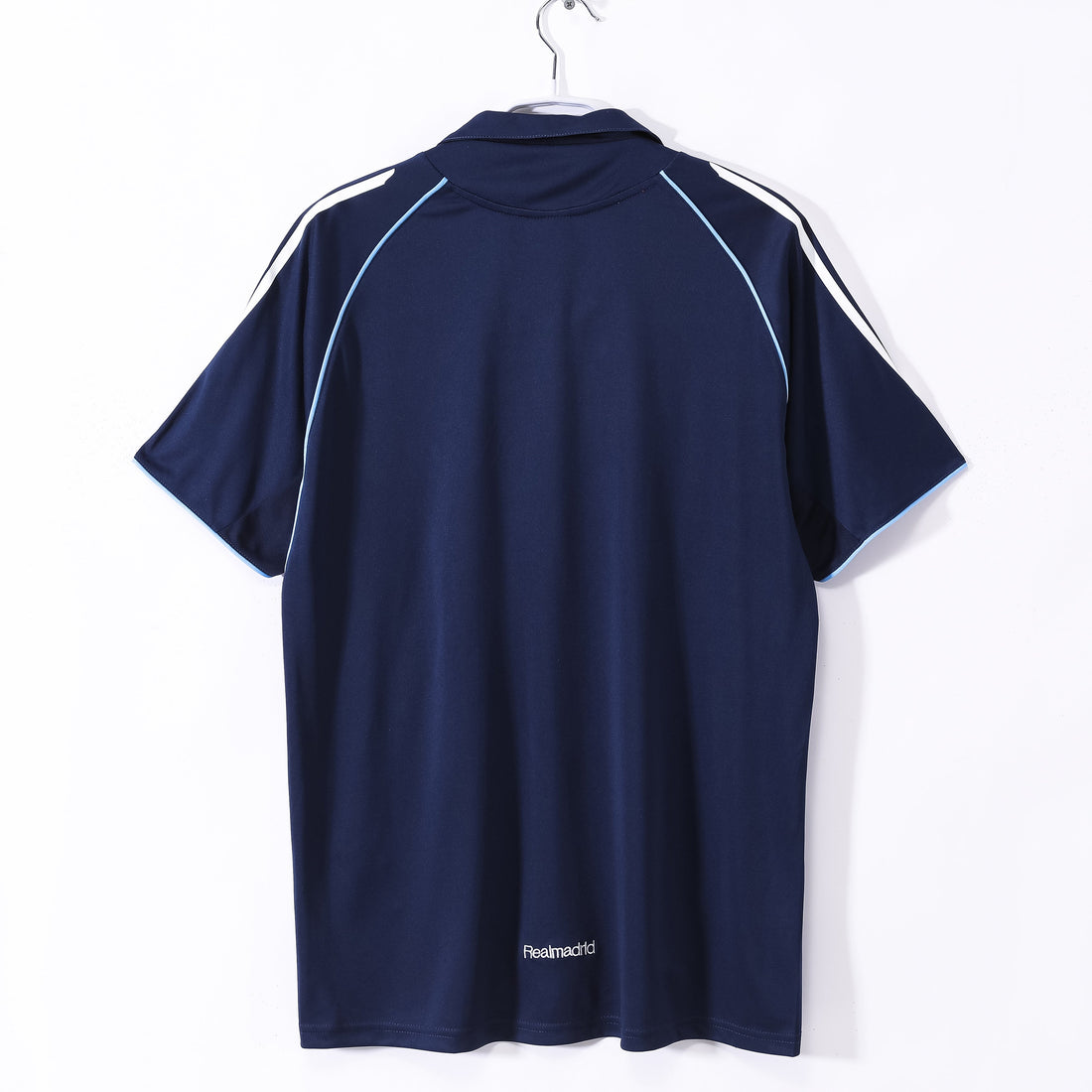 MAILLOT RETRO REAL MADRID EXTERIEUR 2005/2006