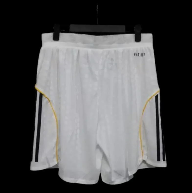 Short Real Madrid 2025-26