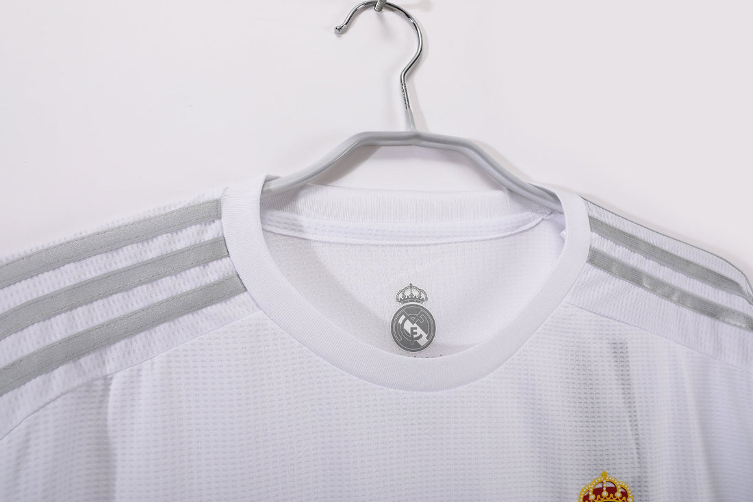 MAILLOT RETRO REAL MADRID DOMICILE 2015/2016