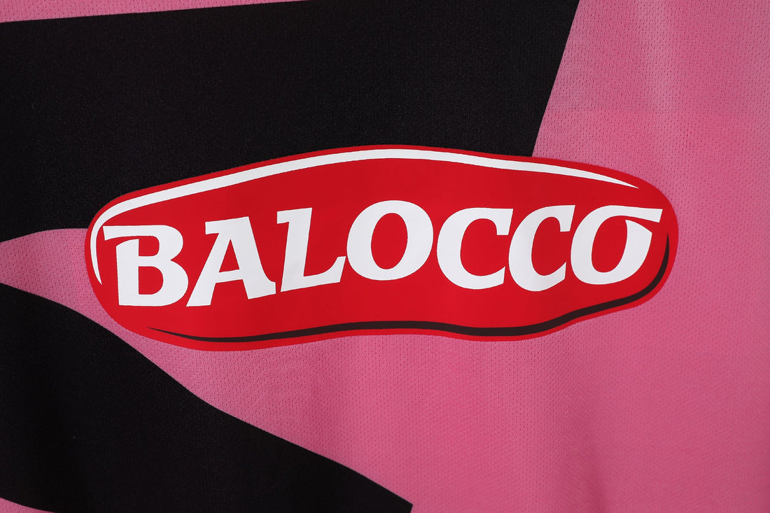 MAILLOT RETRO JUVENTUS EXTERIEUR 2011/2012